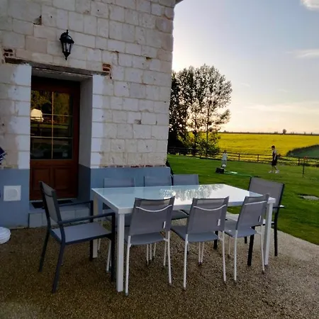 Aux Doux Logis 度假居 *